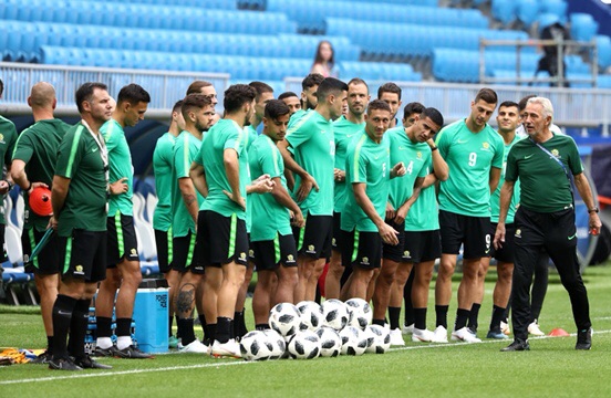 前沿通报（欧冠小组赛）丹麦既斯威士兰付费体育直播-行家点评