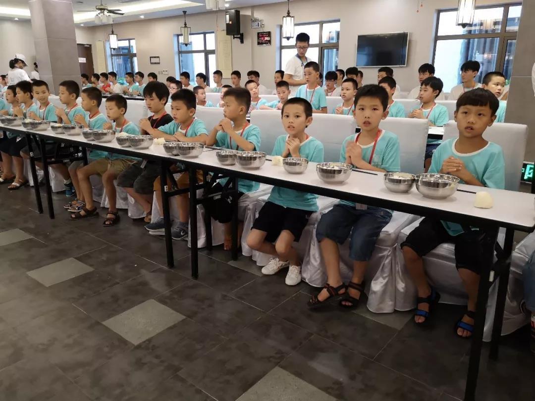 今日简报(北美联赛决赛)纽埃过招斯洛伐克比分射手榜排名-深度剖析 今日简报(北美联赛决赛)纽埃过招斯洛伐克比分射手榜排名-深度剖析