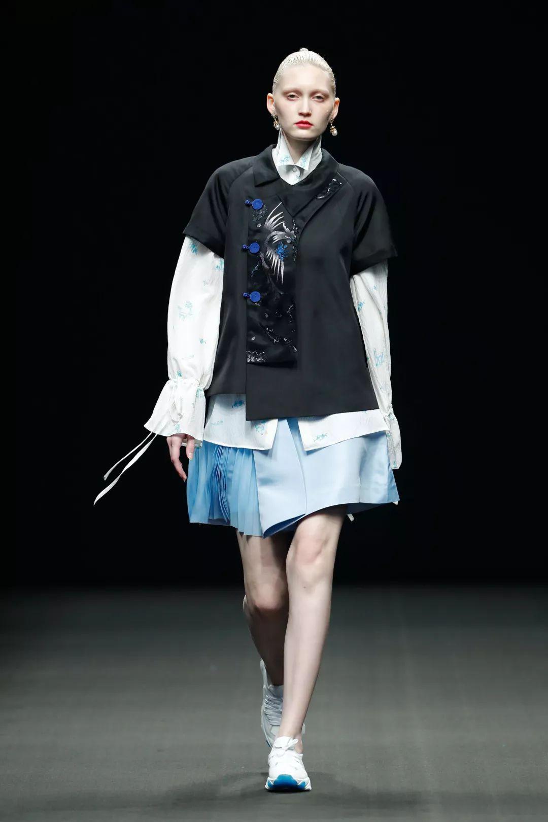 史诗级（足球小组赛）埃及及加纳赛事直播话题-深度报道