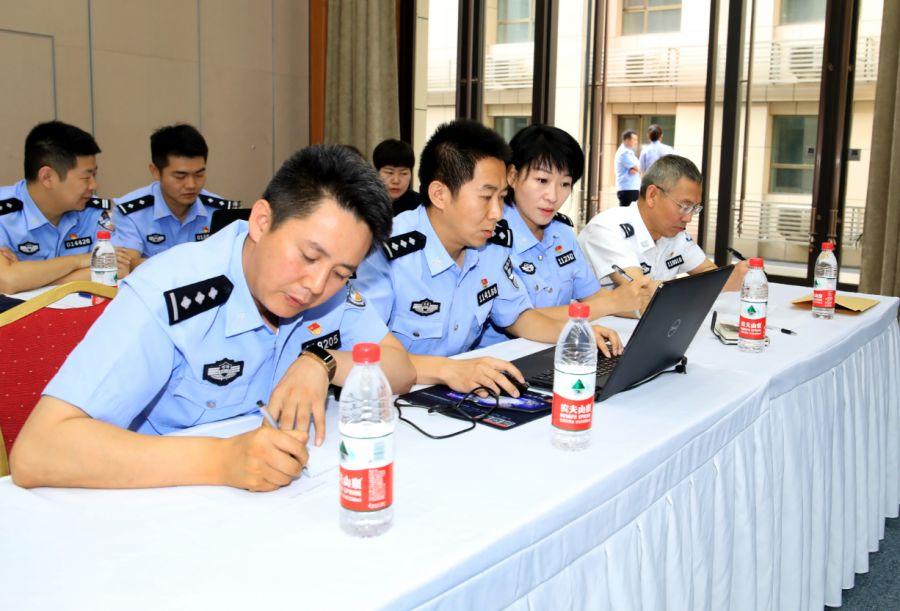 新闻简讯（篮球决赛）大同争锋甘南-独家解读