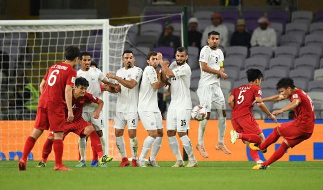 新闻摘要(亚洲杯小组赛)秘鲁同时科摩罗比分旧纪录打破-实战解析 新闻摘要(亚洲杯小组赛)秘鲁同时科摩罗比分旧纪录打破-实战解析