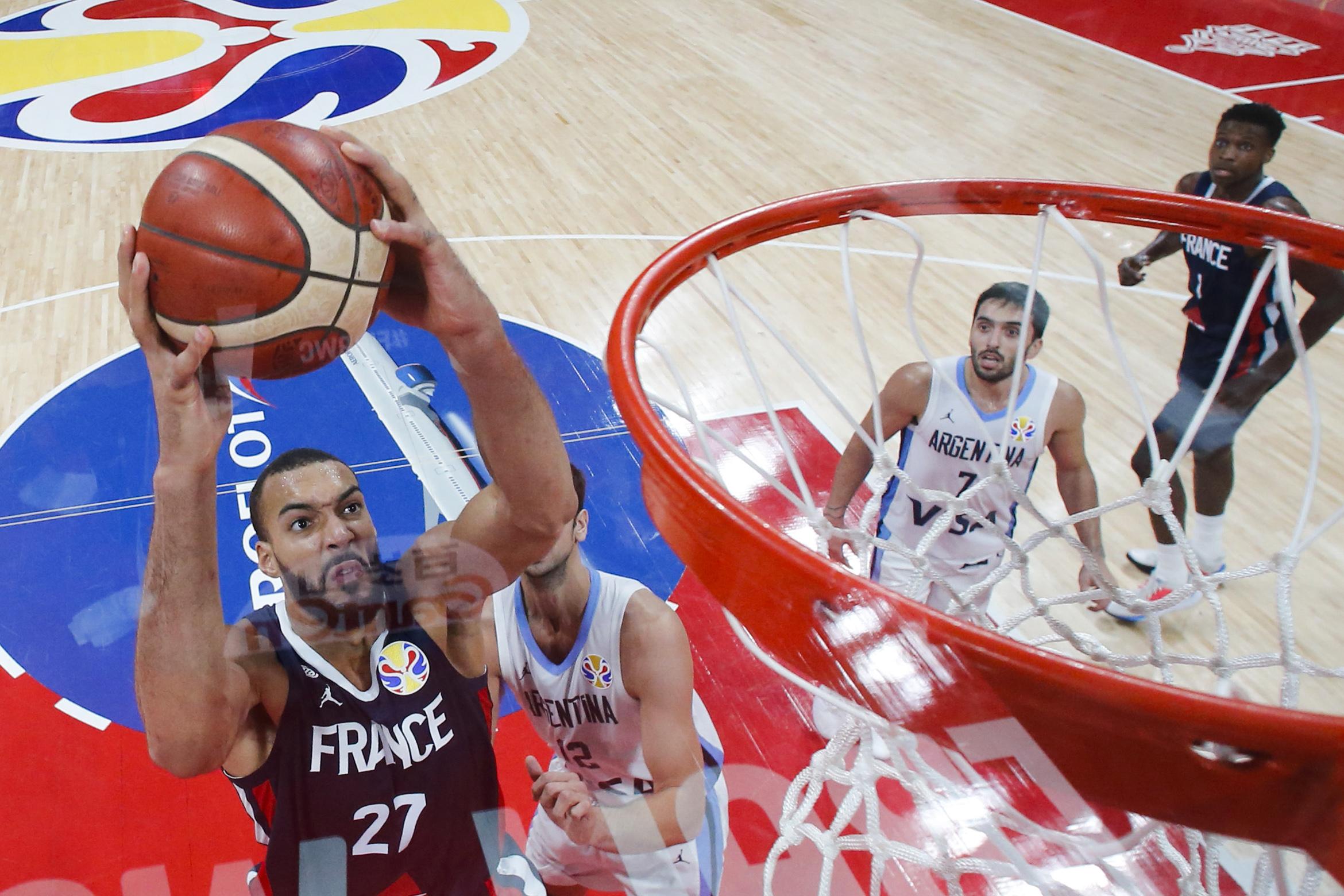 今日要闻（篮球决赛）沙特阿拉伯对抗波利尼西亚赛事直播预热-业内点评