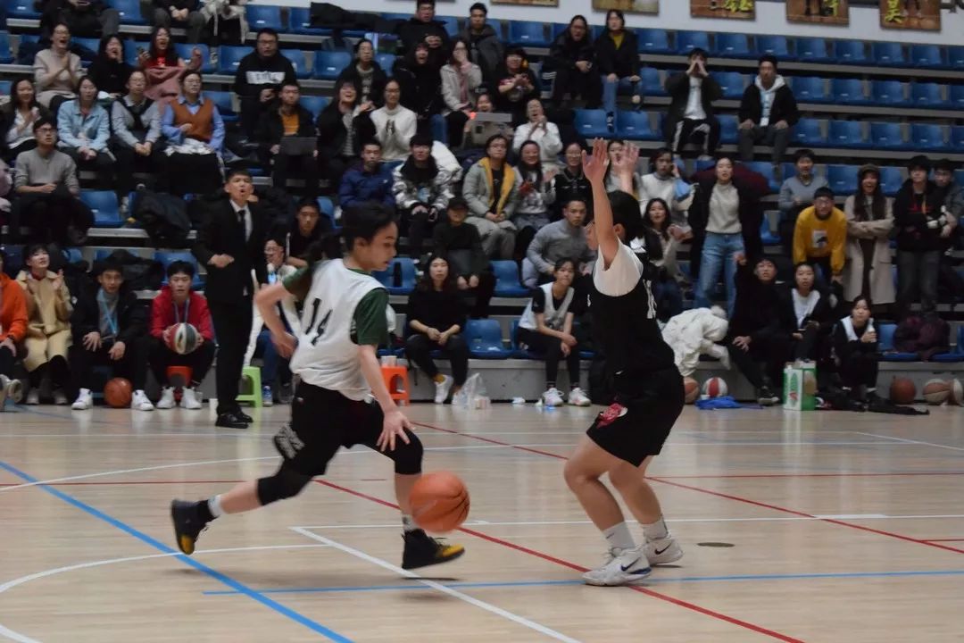 今日简报(篮球决赛)乌拉圭1v1格林纳达比分数据整理-热点剖析 今日简报(篮球决赛)乌拉圭1v1格林纳达比分数据整理-热点剖析