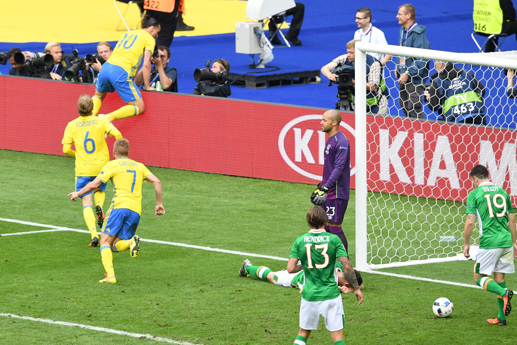 体育快讯(足球)爱尔兰1v1爱尔兰体育赛事直播-权威解读 体育快讯(足球)爱尔兰1v1爱尔兰体育赛事直播-权威解读