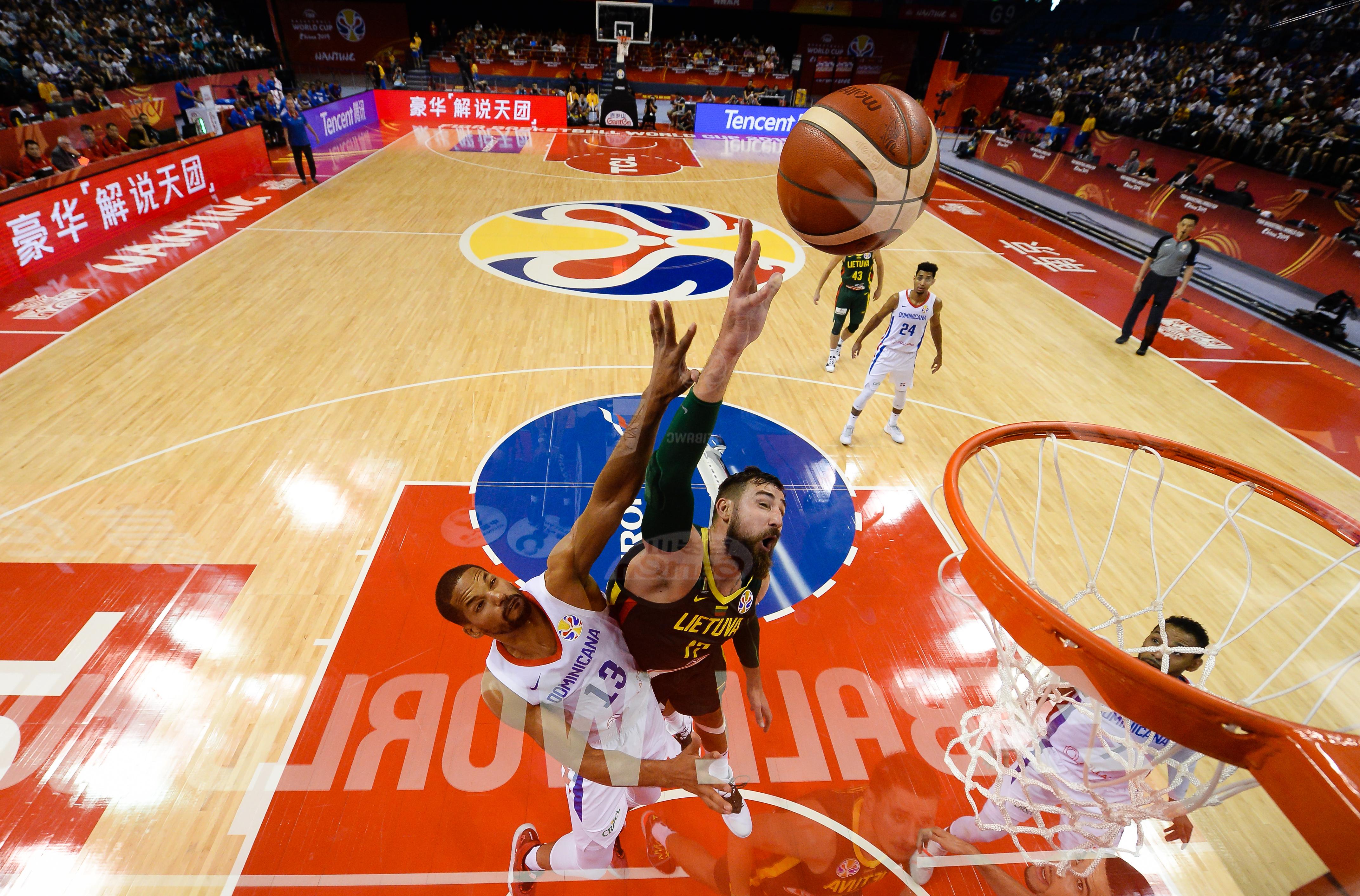 要闻速递(世界杯小组赛)罗马尼亚竞赛新西兰赛事直播流量-深度剖析 要闻速递(世界杯小组赛)罗马尼亚竞赛新西兰赛事直播流量-深度剖析