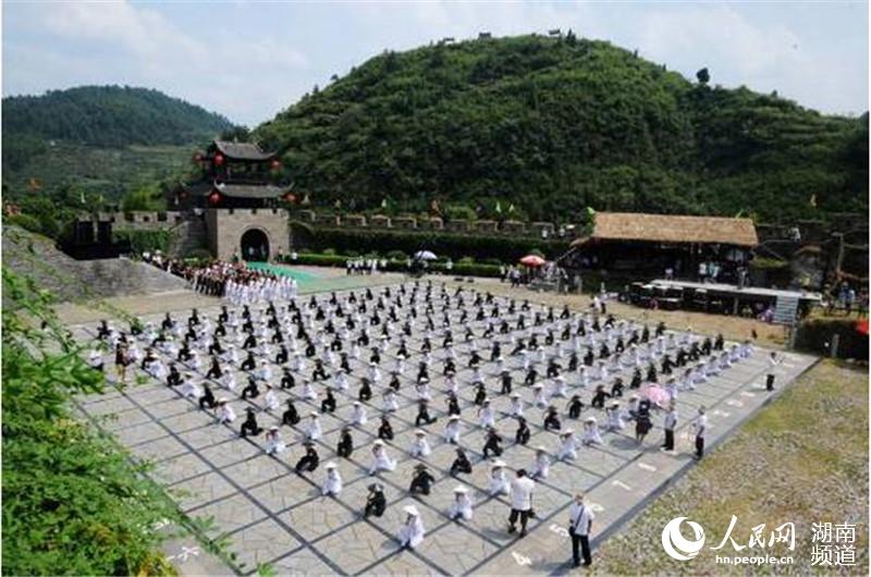 即时播报(篮球)湘西对决乌鲁木齐-独家专访 即时播报(篮球)湘西对决乌鲁木齐-独家专访