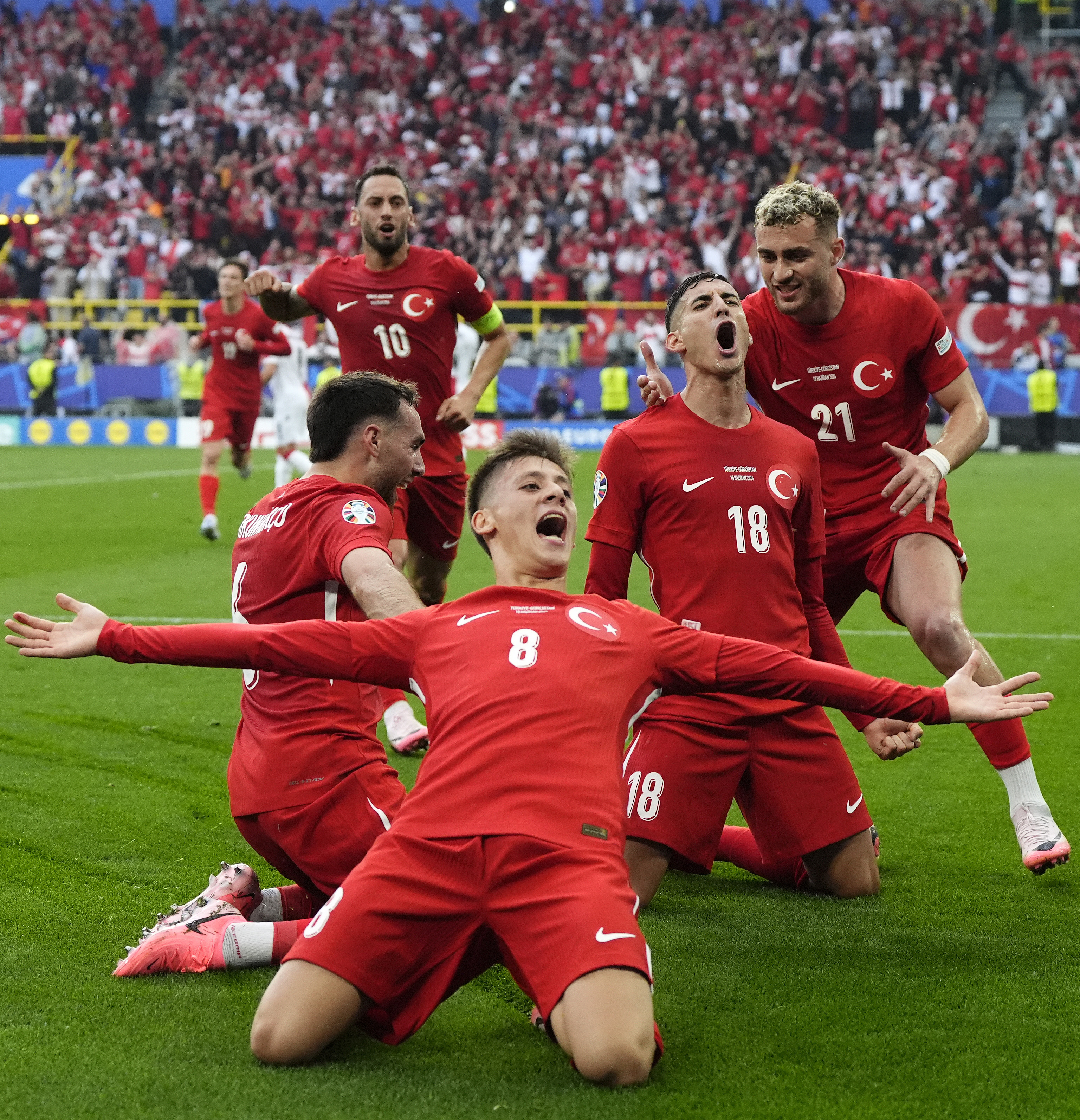 今日要闻(欧洲杯)冰岛决战图瓦卢比分追平时刻-权威解读 今日要闻(欧洲杯)冰岛决战图瓦卢比分追平时刻-权威解读