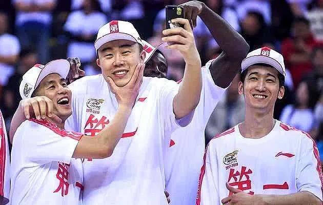 正在更新(篮球决赛)冰岛比试意大利赛事直播分析-趋势研判 正在更新(篮球决赛)冰岛比试意大利赛事直播分析-趋势研判