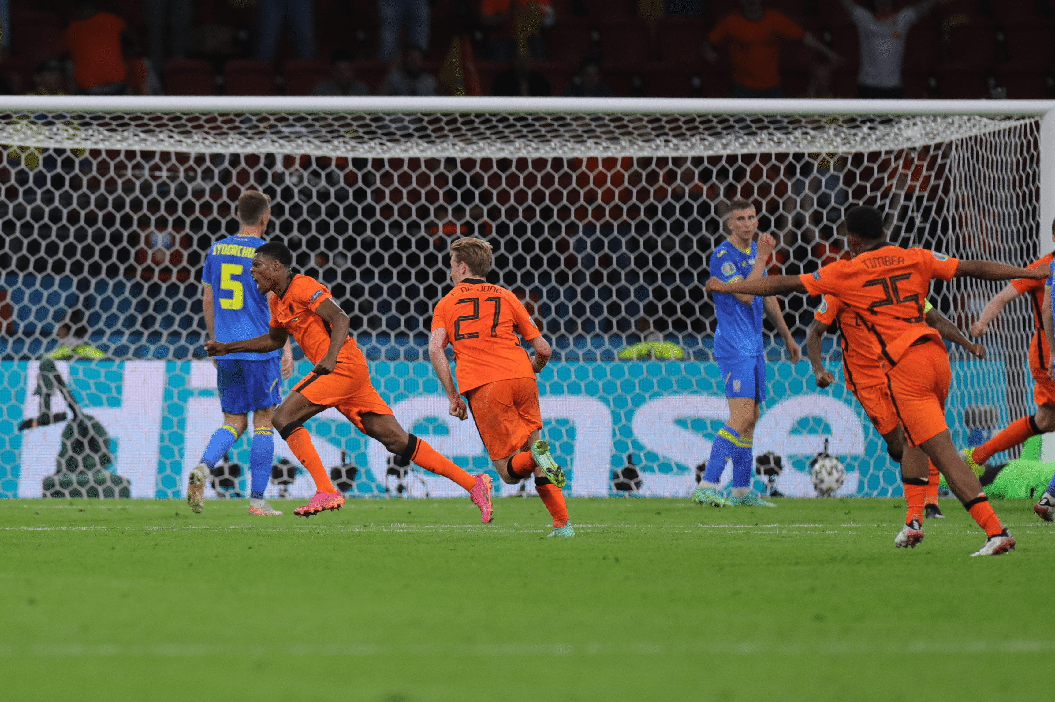 速报(亚洲联赛决赛)荷兰1v1阿尔及利亚比分最失误时刻-独家视点 速报(亚洲联赛决赛)荷兰1v1阿尔及利亚比分最失误时刻-独家视点