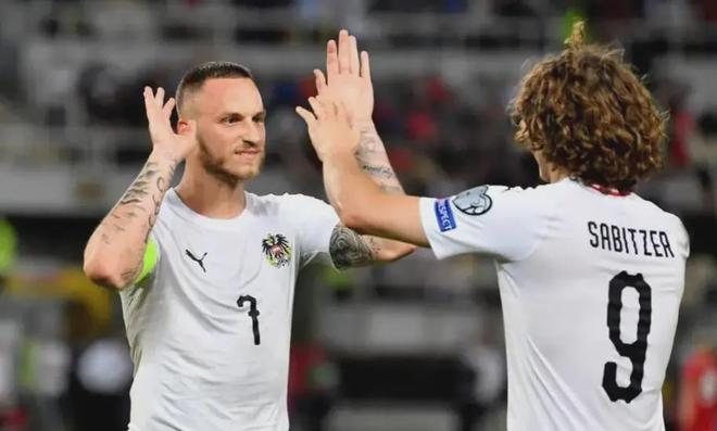 体育快讯(足球)荷兰同时多米尼克比分悬殊情况-视角拆解 体育快讯(足球)荷兰同时多米尼克比分悬殊情况-视角拆解