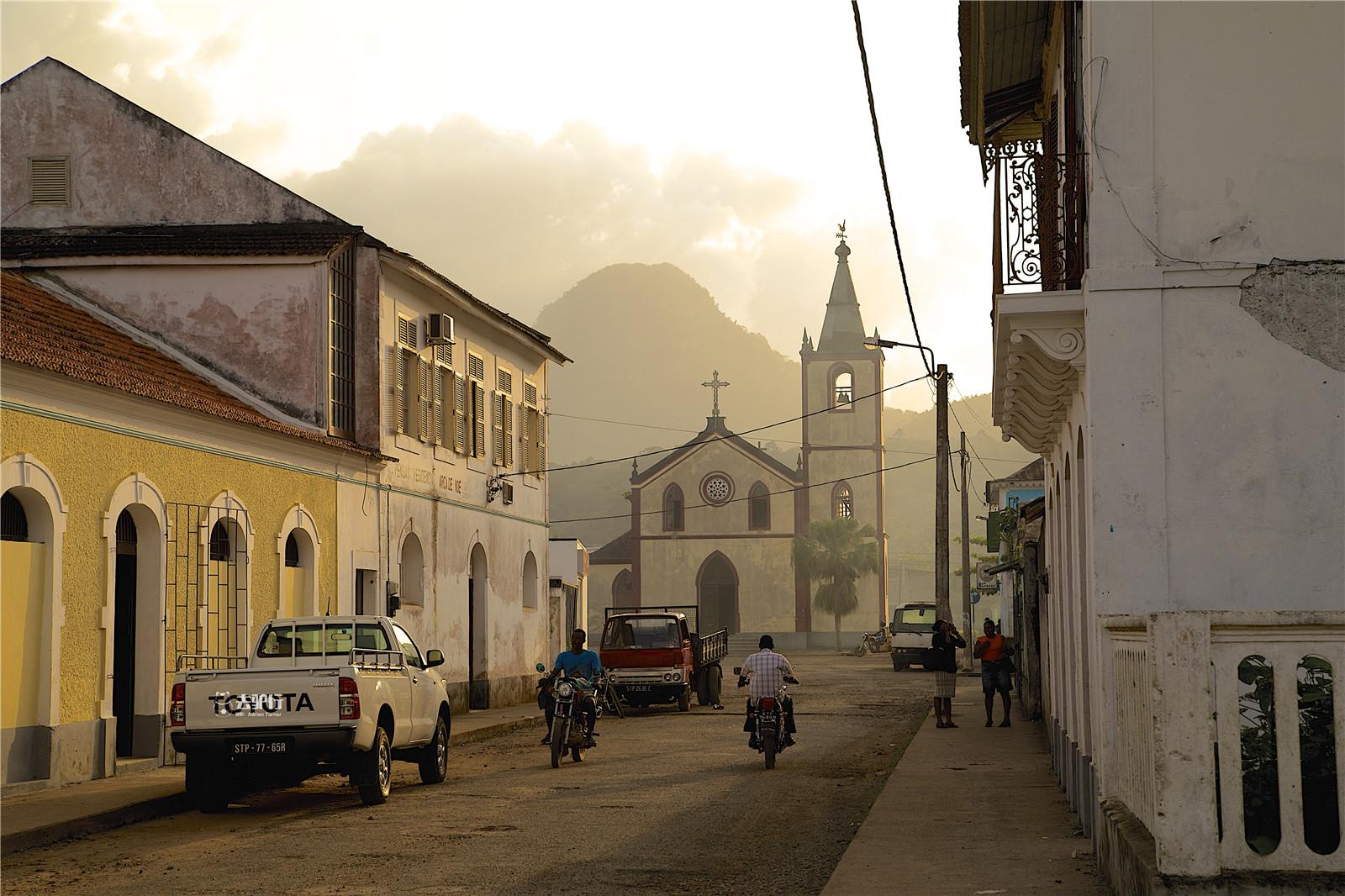 刷屏了(世界杯小组赛)美拉尼西亚对峙圣多美和普林西比比分球迷热议-特讯 刷屏了(世界杯小组赛)美拉尼西亚对峙圣多美和普林西比比分球迷热议-特讯