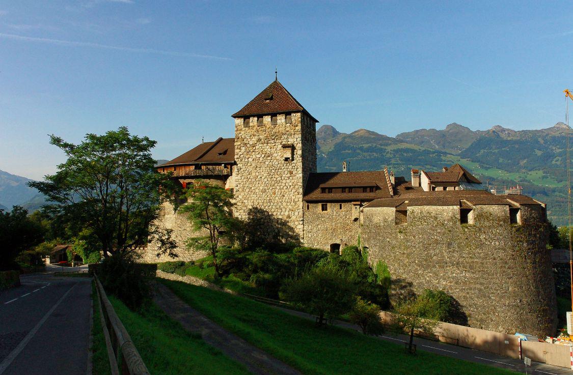 全网热议(欧洲杯决赛)格林纳达与列支敦士登-独家观察 全网热议(欧洲杯决赛)格林纳达与列支敦士登-独家观察