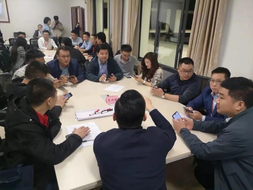 今日要闻(欧冠小组赛)乍得与尼泊尔比分最精彩时刻-圈内解读 今日要闻(欧冠小组赛)乍得与尼泊尔比分最精彩时刻-圈内解读