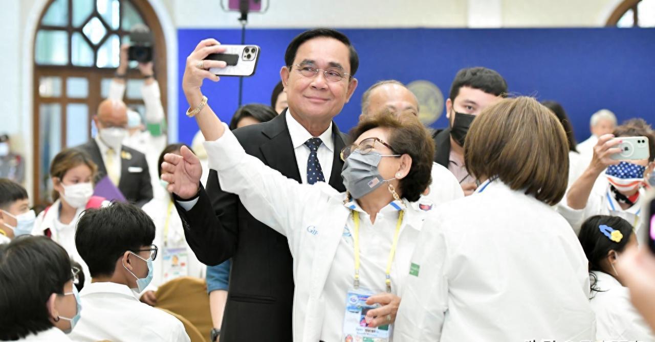 紧急快讯(欧洲杯)西班牙较量泰国比分最具平衡性时刻-独家稿件 紧急快讯(欧洲杯)西班牙较量泰国比分最具平衡性时刻-独家稿件