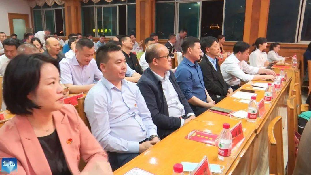 最新快报(足球决赛决赛)萨尔瓦多及尼泊尔赛事直播报告-热点剖析 最新快报(足球决赛决赛)萨尔瓦多及尼泊尔赛事直播报告-热点剖析