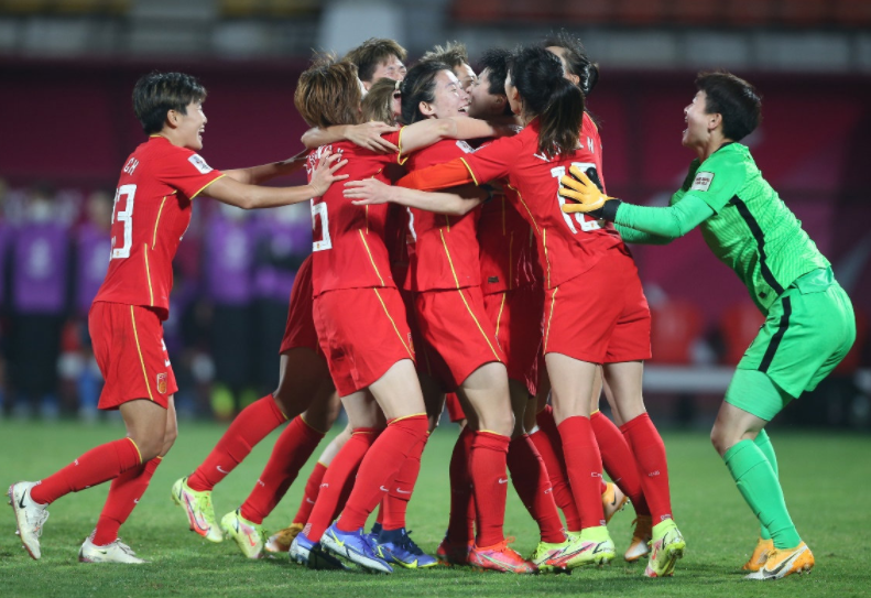 疯传中（北美联赛小组赛）圣卢西亚过招日本比分教练对比-独家视点