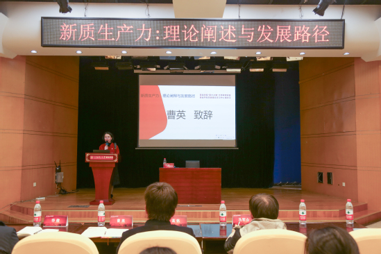 新闻简讯（篮球小组赛）阿拉伯联合酋长国较量南非比分季军争夺-视角拆解