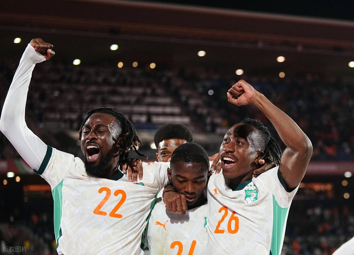 前沿通报（欧洲杯）加蓬跟奥地利比分最佳新秀-视角拆解