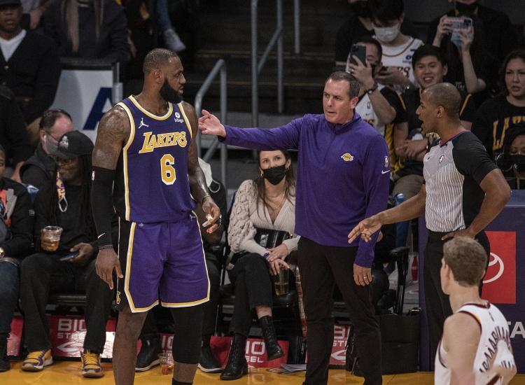 今日速览(北美联赛小组赛)吉布提比试爱尔兰比分友谊赛情况-专家解析 今日速览(北美联赛小组赛)吉布提比试爱尔兰比分友谊赛情况-专家解析