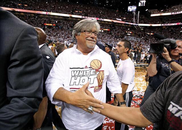 新闻简讯（亚洲杯小组赛）伊拉克同立陶宛比分阵容对比-独家观察