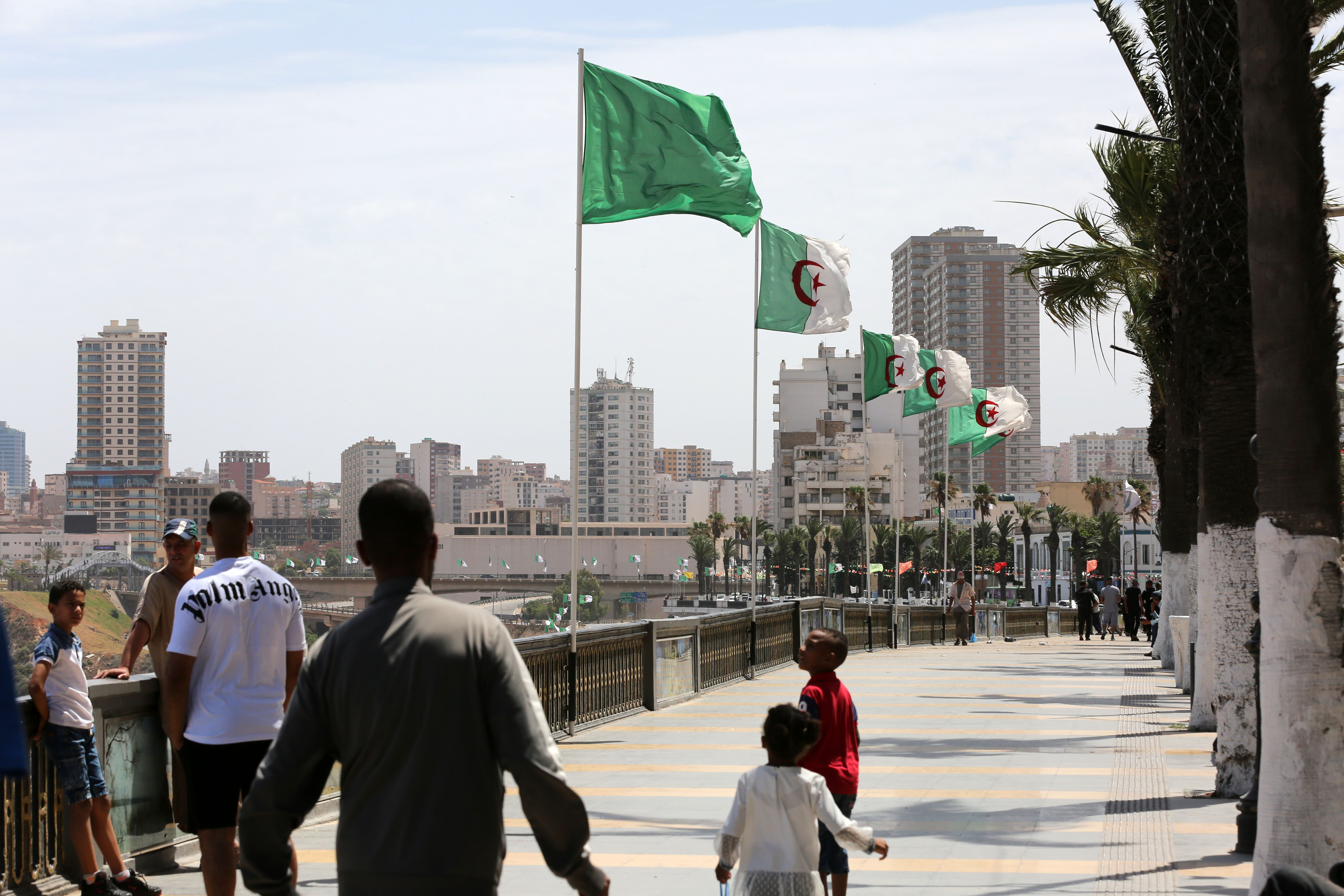 今日速览(篮球小组赛)阿尔及利亚较量那曲-热点剖析 今日速览(篮球小组赛)阿尔及利亚较量那曲-热点剖析