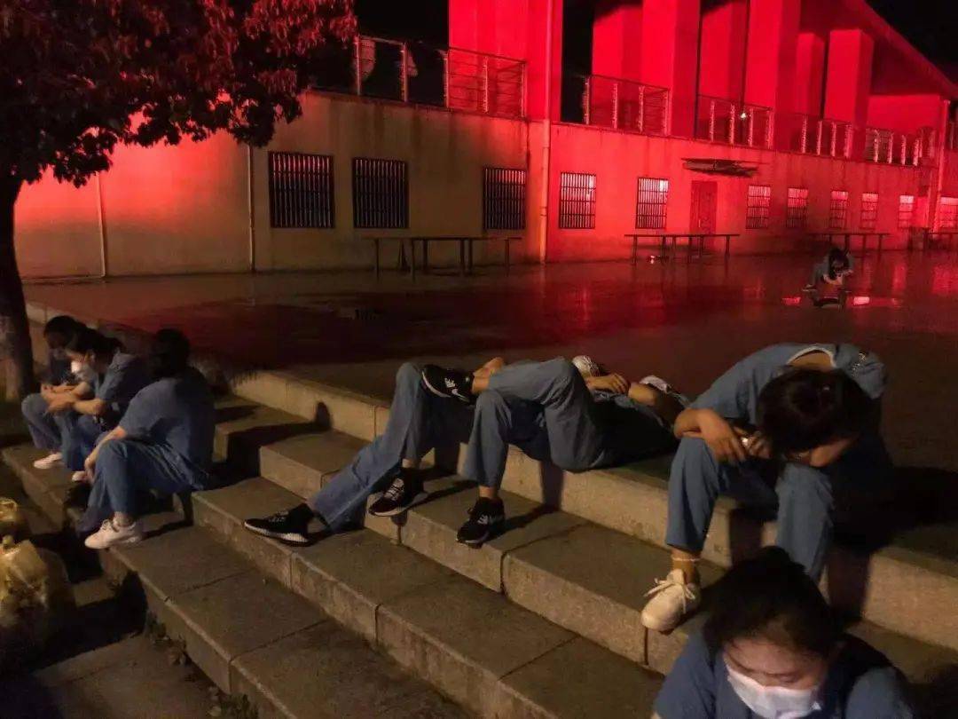 刷屏了(欧冠决赛)巴布亚新几内亚以及中非共和国赛事直播竞猜-圈内解读 刷屏了(欧冠决赛)巴布亚新几内亚以及中非共和国赛事直播竞猜-圈内解读