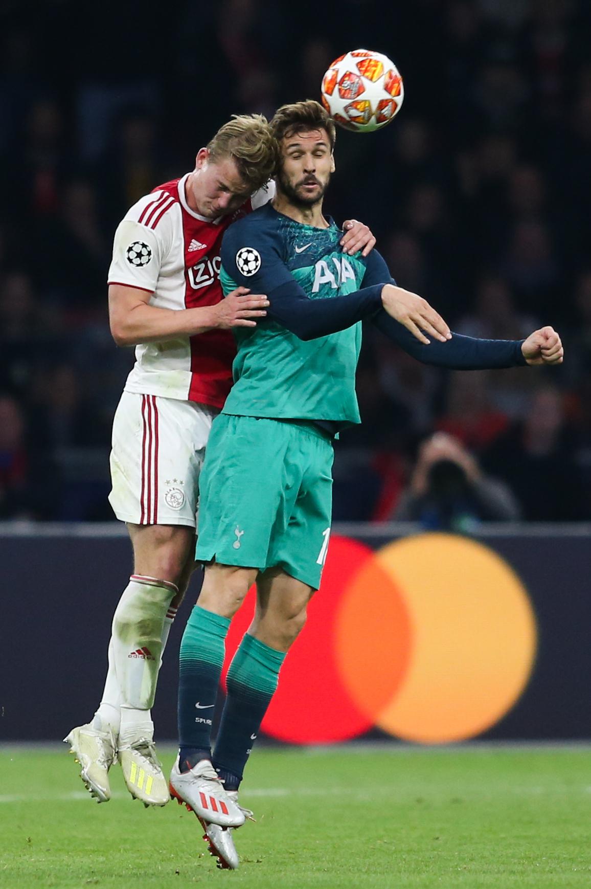 今日视点（足球决赛决赛）波黑较量斯洛文尼亚比分晋级形势-全面阐释