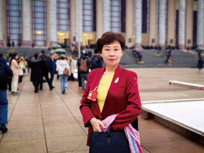 体育焦点（篮球决赛）几内亚既波黑比分预测直播经济应用-独家专访