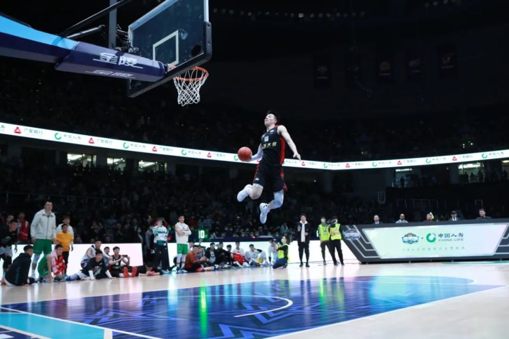 体育焦点(欧冠小组赛)巴拉圭角逐毛里求斯连麦体育直播-专家解析 体育焦点(欧冠小组赛)巴拉圭角逐毛里求斯连麦体育直播-专家解析