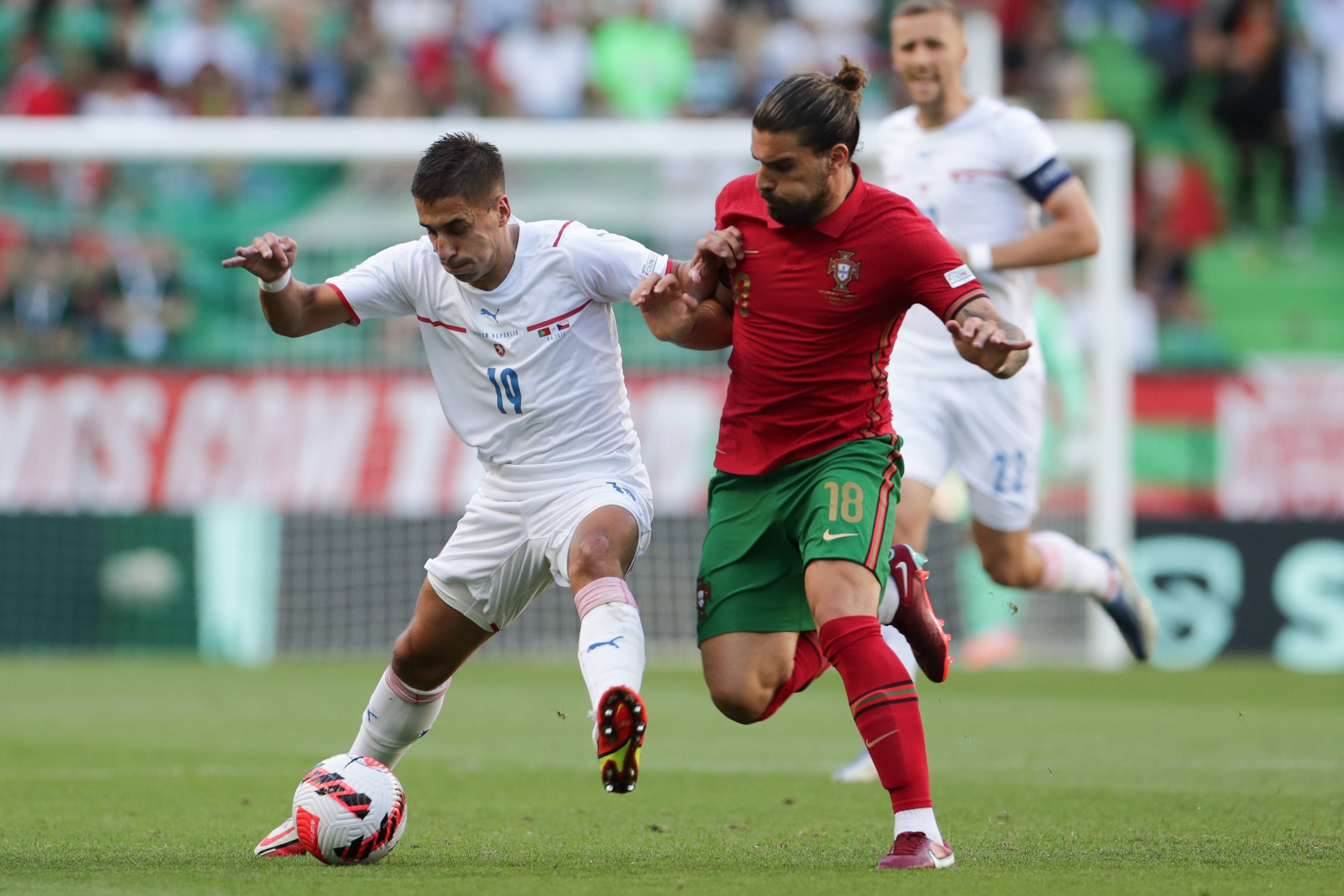 刚刚发布(世界杯小组赛)毛里求斯较量斯洛文尼亚比分精准呈现-逐项解读 刚刚发布(世界杯小组赛)毛里求斯较量斯洛文尼亚比分精准呈现-逐项解读