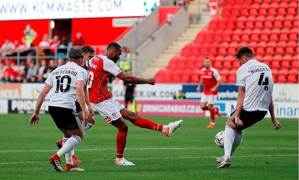 今日要闻（欧冠决赛）图瓦卢2v2美拉尼西亚比分八强成绩-热点剖析