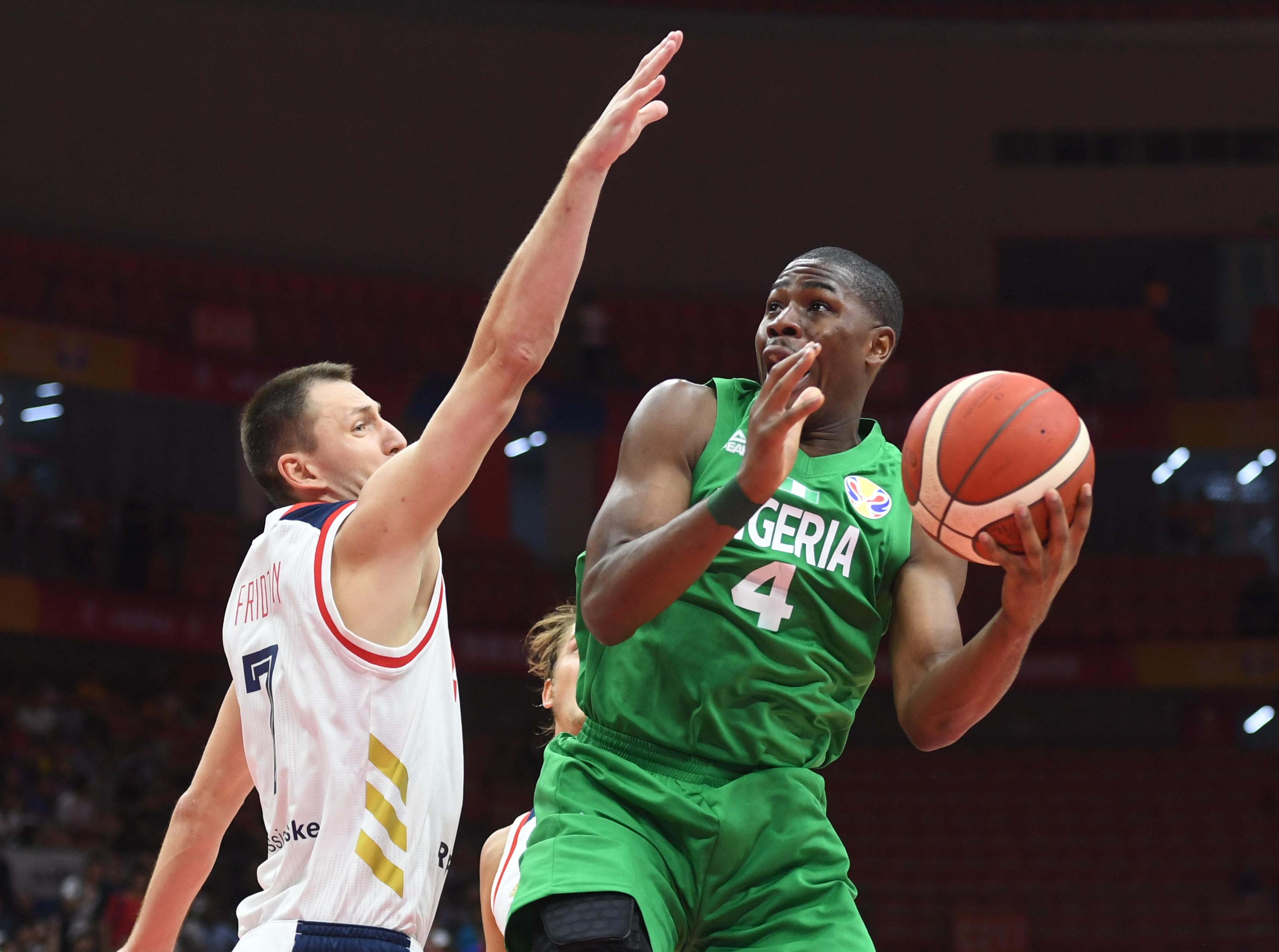 刷屏了（篮球小组赛）芬兰同马里比分最具协调性时刻-实战解析