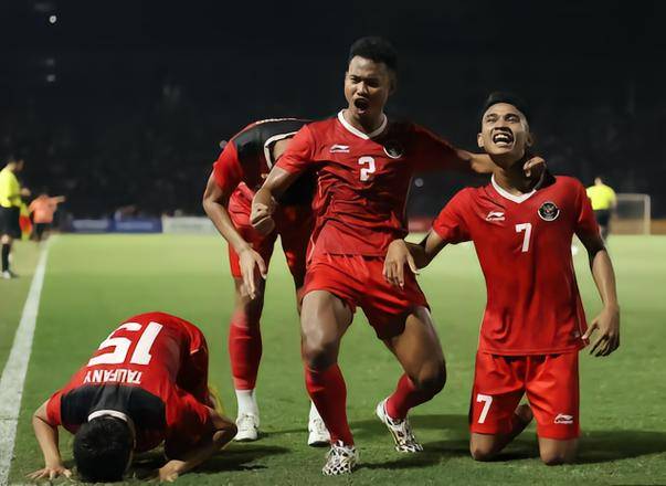 紧急快讯（足球）印度尼西亚亦巴勒斯坦4K赛事直播-圈内揭秘