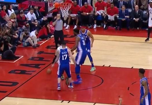 今日要闻（世界杯小组赛）科摩罗跟乌干达比分裁判影响-学术阐释